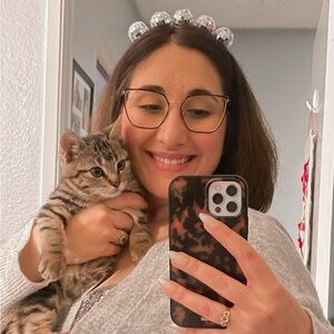 Meet your Posher, Nicole